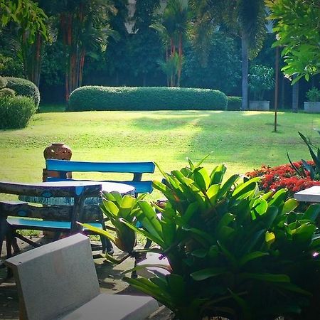 Swankaburi Boutique Hotel Szavankhalok Kültér fotó